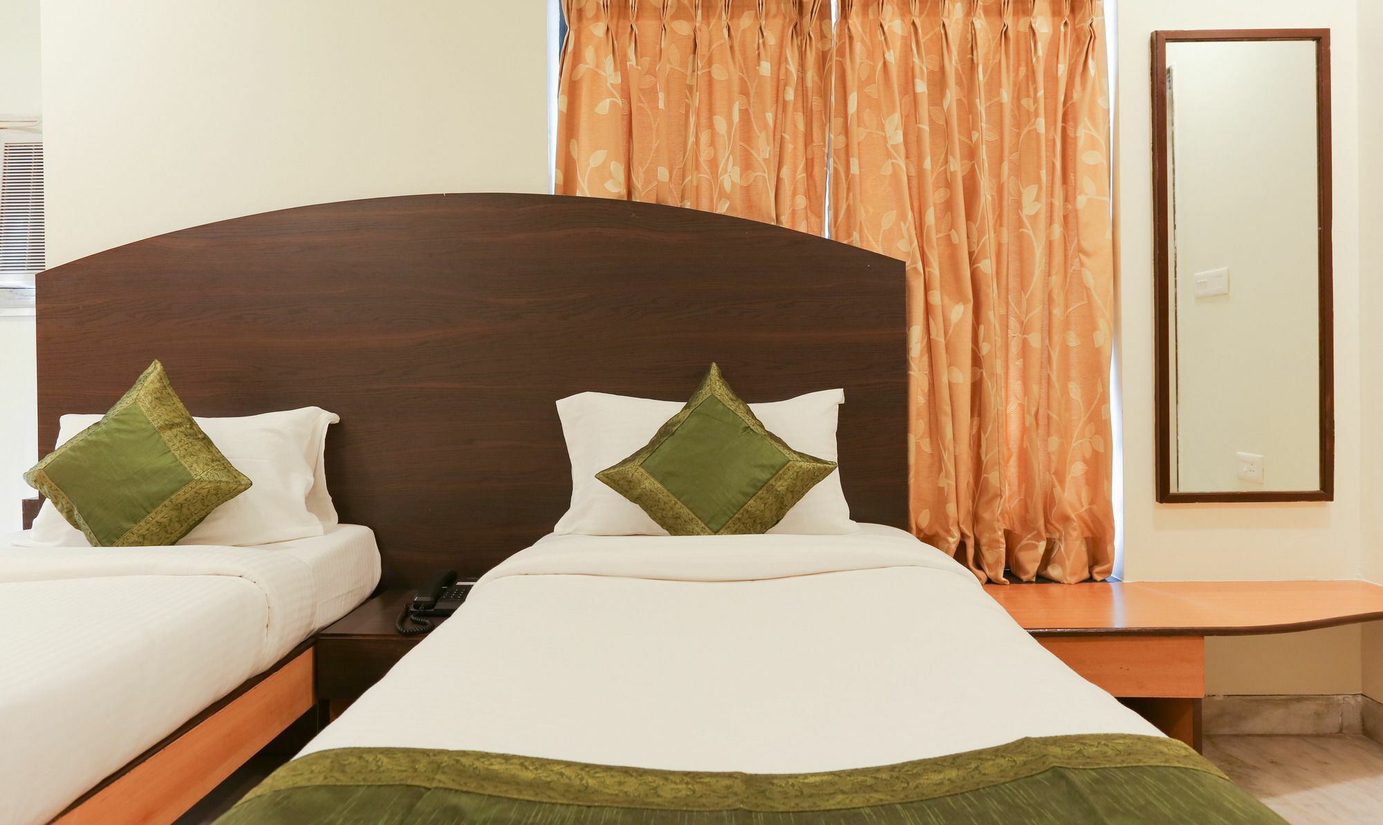 Itsy Hotels Hill View Ex Pune Exterior photo
